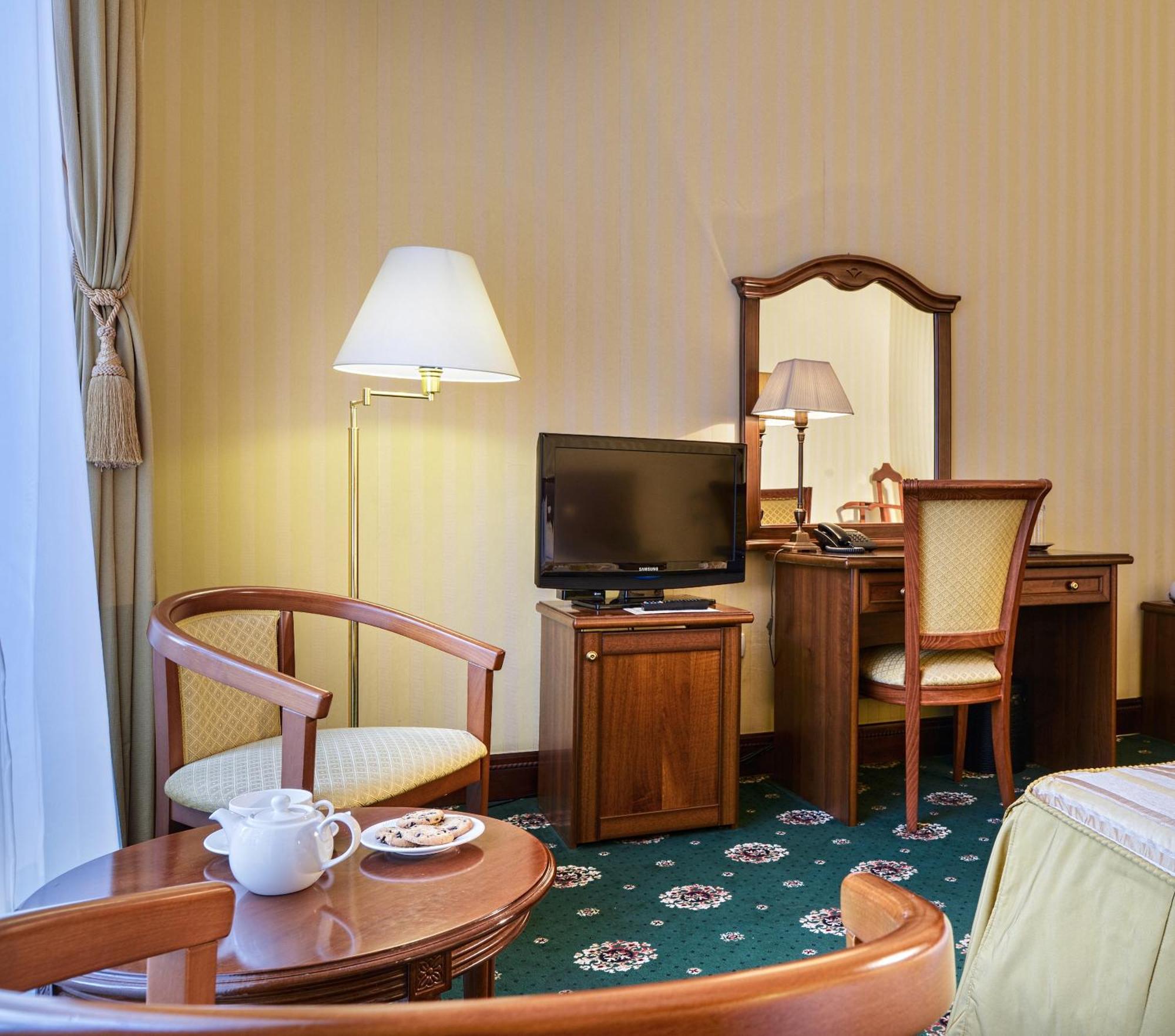 Ayvazovsky Hotel Odessa Exterior foto